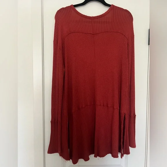 Free People Rust Waffle Knit Shirt Size Medium - Picture 2 of 3
